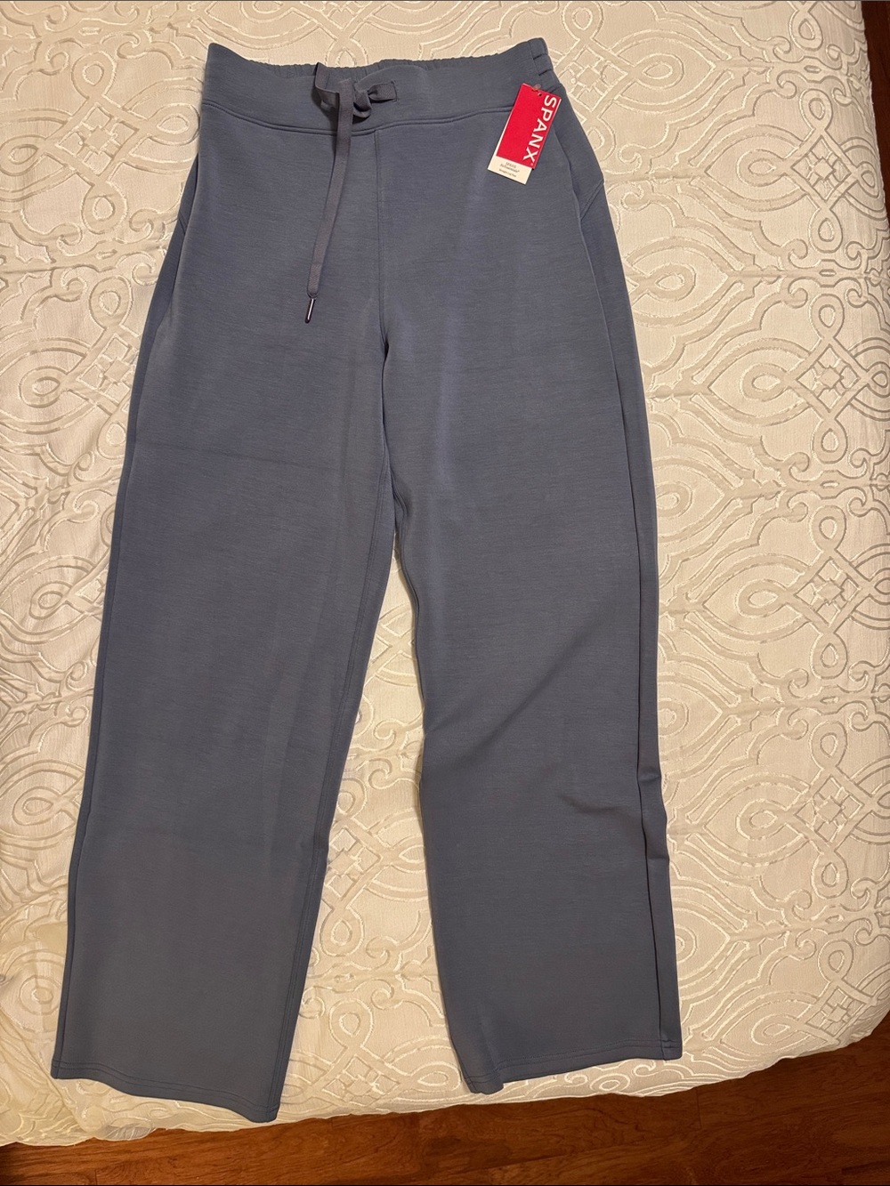 SPANX Women’s Air Essentials Wide-Leg Drawstring Sweatpants — Rain